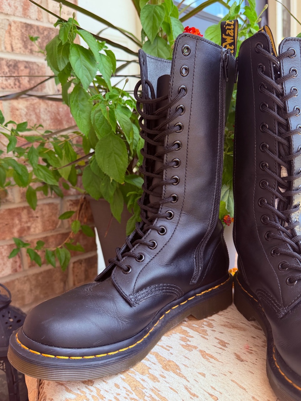 Doc Marten 1914 Vonda Mono Embroidered Rose Floral 14 Eye Black Red Combat Boots - Picture 9 of 16